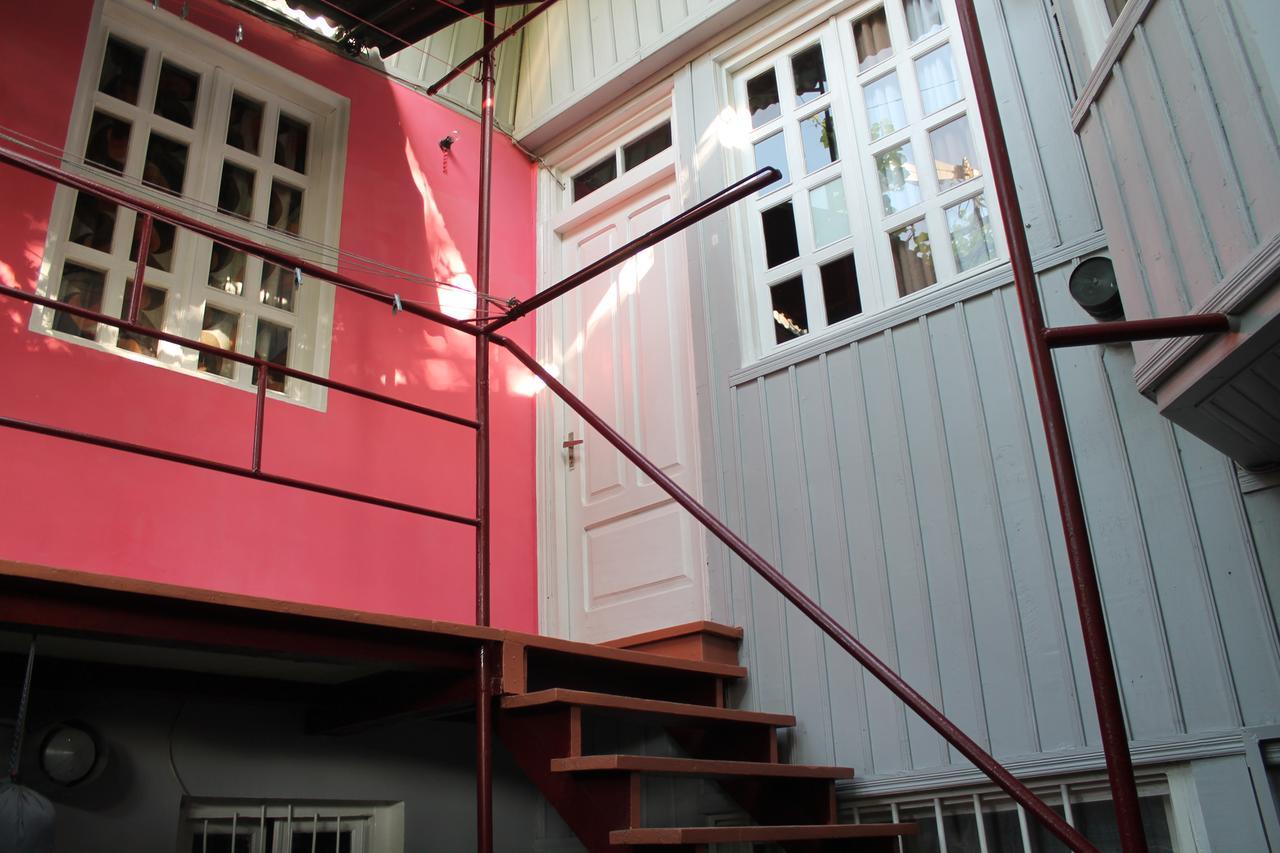 Hostel Old City Sololaki Tbilisi Ngoại thất bức ảnh